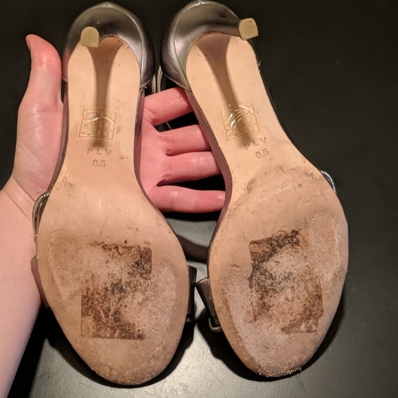 Elegant strappy heels - Picture 4 of 5